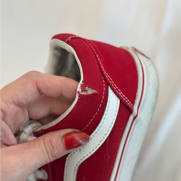 Vans Red White Men’s Size 9 Skate Shoes Old Skool Canvas Low - Picture 10 of 11